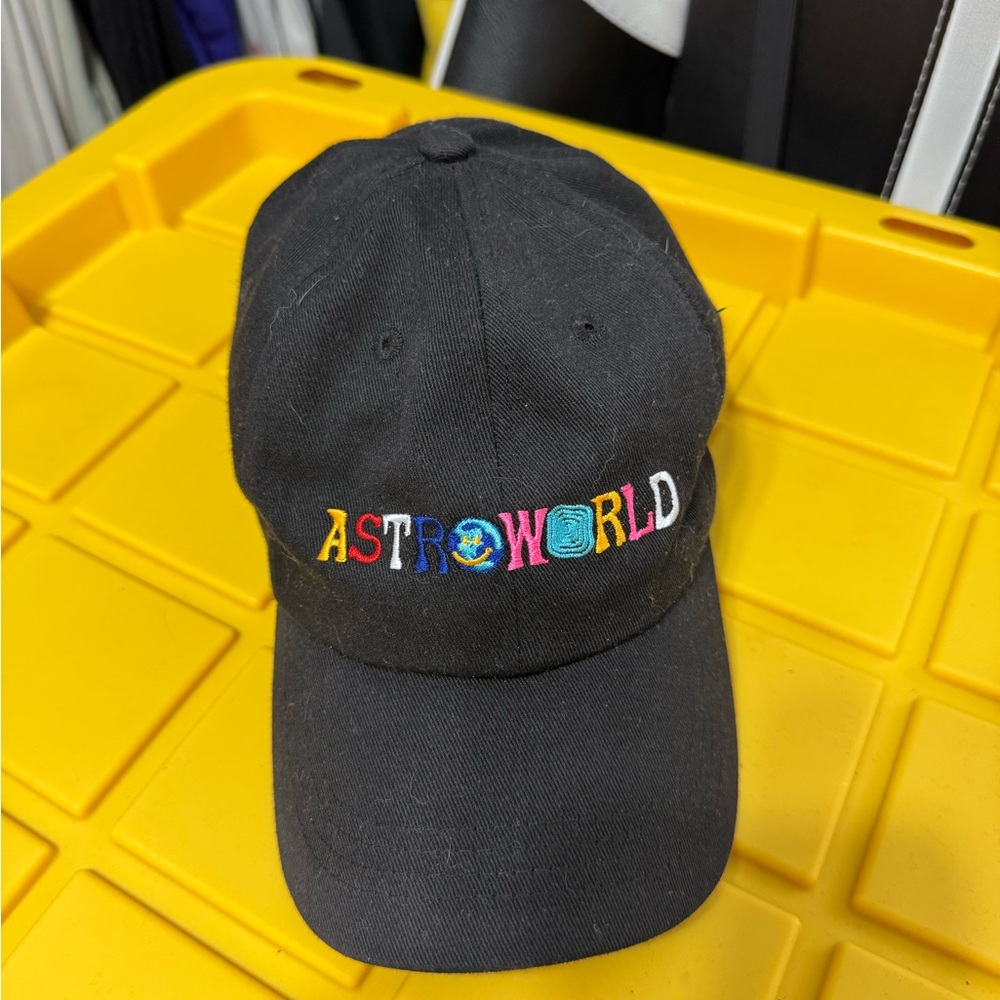 Travis Scott Astroworld Black Cap